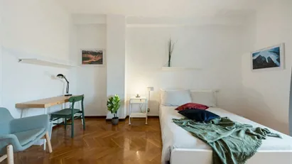 Room for rent in Milano Zona 6 - Barona, Lorenteggio, Milan
