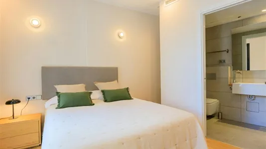 Apartments in Barcelona Ciutat Vella - photo 6