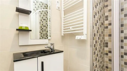 Rooms in Madrid Tetuán - photo 10