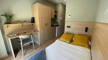 Room for rent in Dos Hermanas, Andalucía