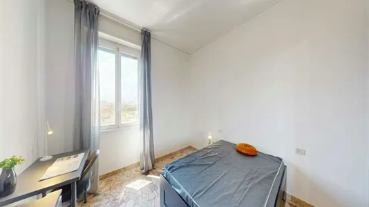 Rooms in Milano Zona 4 - Vittoria, Forlanini - photo 2