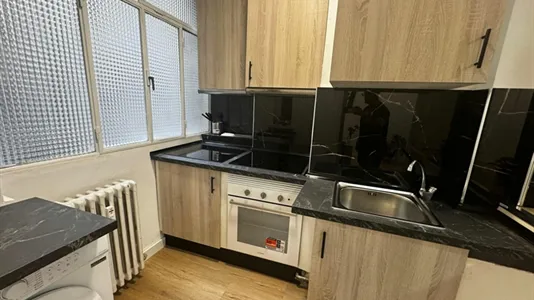 Rooms in Madrid Centro - photo 9