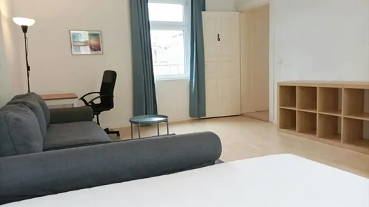 Apartments in Location is not specified - photo 6