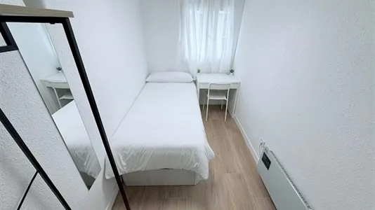 Rooms in Los Berrocales - photo 1