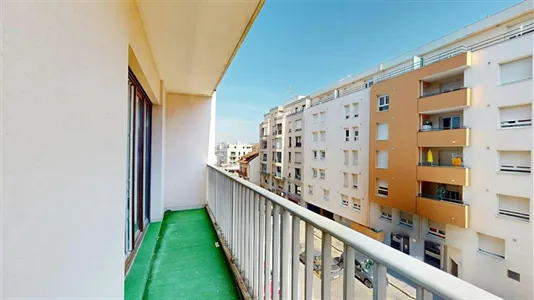 Rooms in Saint-Julien-en-Genevois - photo 7