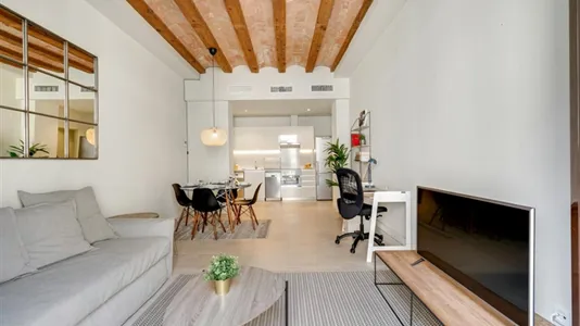 Apartments in Barcelona Ciutat Vella - photo 7