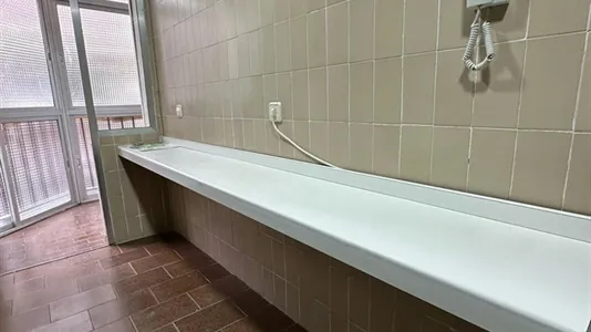 Rooms in Madrid Salamanca - photo 10