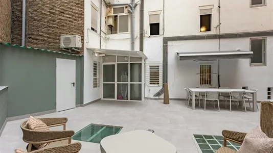 Apartments in Barcelona Eixample - photo 5