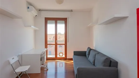 Apartments in Milano Zona 5 - Vigentino, Chiaravalle, Gratosoglio - photo 4