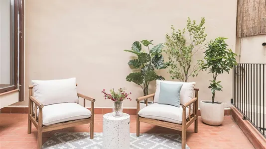 Apartments in Barcelona Eixample - photo 8