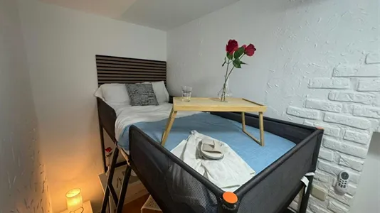 Apartments in Madrid Centro - photo 2