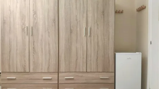 Rooms in Madrid Puente de Vallecas - photo 5