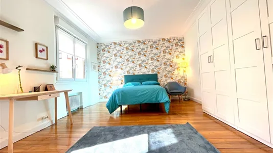 Rooms in Bilbao - photo 5