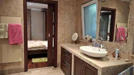 Houses in Szentendrei - photo 8