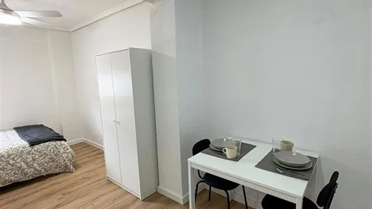 Rooms in Beniparrell - photo 9