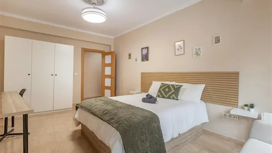 Rooms in Granada - photo 5