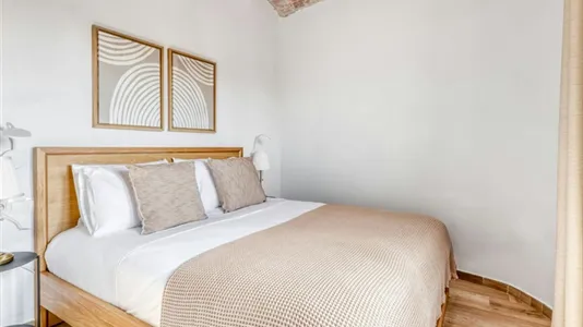 Apartments in Barcelona Eixample - photo 8