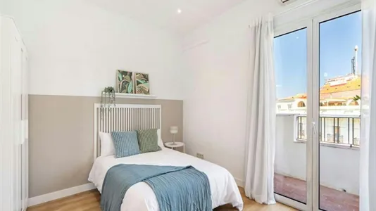 Rooms in Madrid Retiro - photo 9