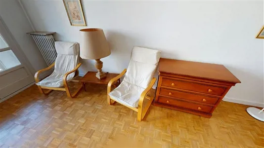 Rooms in Grenoble - photo 3