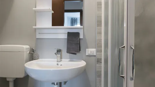 Rooms in Milano Zona 7 - Baggio, De Angeli, San Siro - photo 3