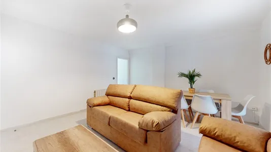 Rooms in Reus - photo 9