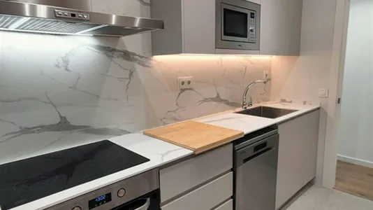 Rooms in Cornellà de Llobregat - photo 8