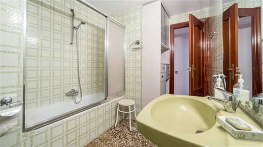 Rooms in Valencia L'Eixample - photo 10