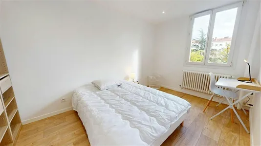 Rooms in Lyon - photo 2