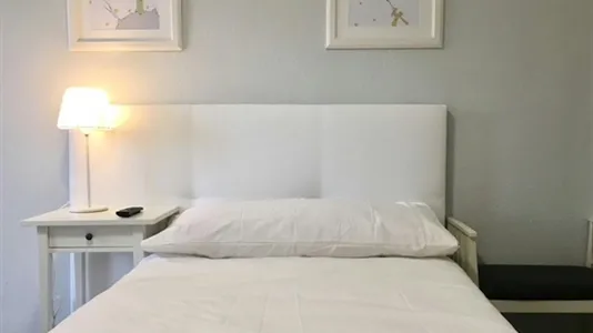 Rooms in Bilbao - photo 6