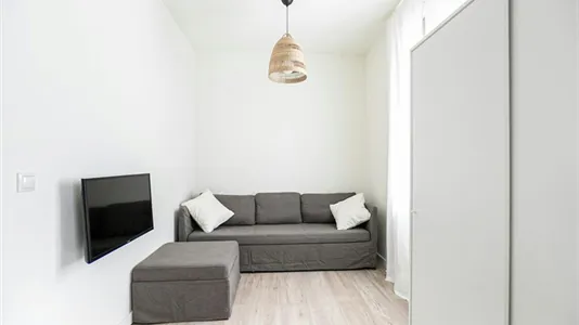 Apartments in Barcelona Ciutat Vella - photo 3