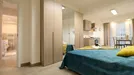 Room for rent, Bologna, Emilia-Romagna, &lt;span class=&quot;blurred street&quot; onclick=&quot;ProcessAdRequest(11903433)&quot;&gt;&lt;span class=&quot;hint&quot;&gt;See streetname&lt;/span&gt;[xxxxxxxxxxxxx]&lt;/span&gt;