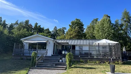 Houses in Österåker - photo 3
