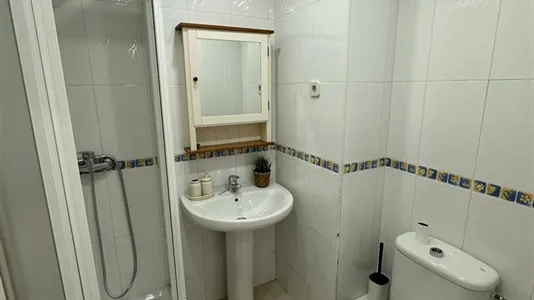 Rooms in Madrid Salamanca - photo 9