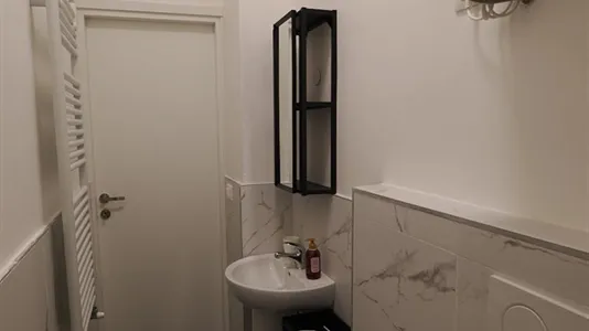 Rooms in Turin - photo 9