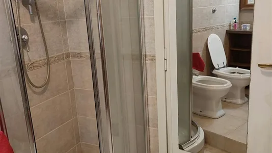 Rooms in Roma Municipio VIII – Appia Antica - photo 9