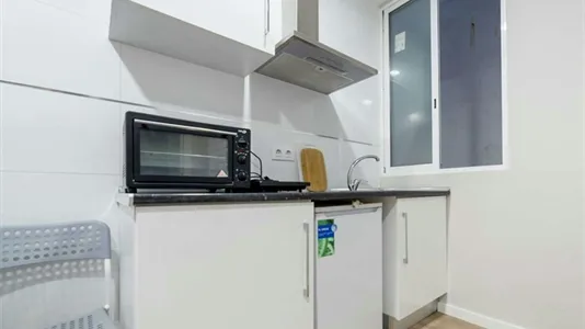 Apartments in Valencia L'Eixample - photo 4