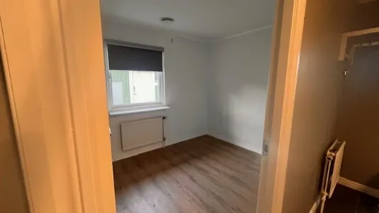 Houses in Norra hisingen - photo 9