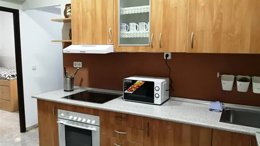 Rooms in Barcelona Sant Martí - photo 10