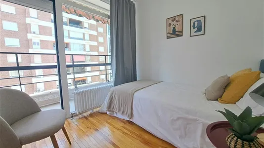 Rooms in Madrid Chamartín - photo 3