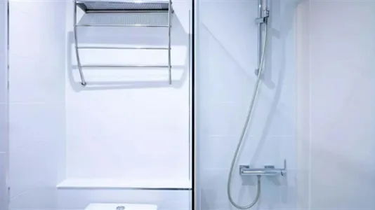 Rooms in Valencia Ciutat Vella - photo 5