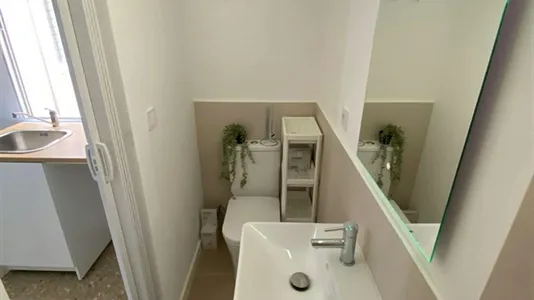 Rooms in Manises - photo 5