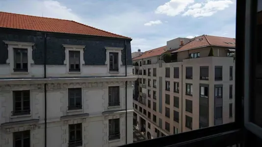 Apartments in Lyon - photo 8