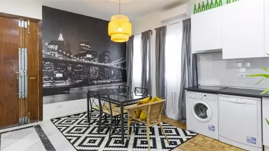 Rooms in Madrid Chamberí - photo 8