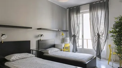 Room for rent in Milano Zona 6 - Barona, Lorenteggio, Milan