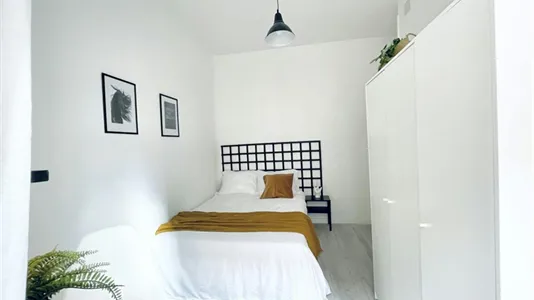 Rooms in Madrid Centro - photo 5