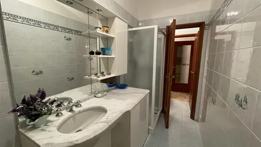 Rooms in Scandicci - photo 9