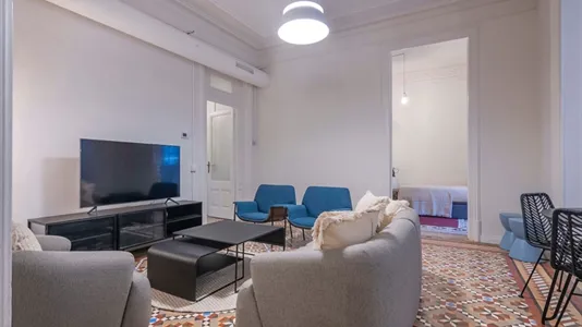 Apartments in Barcelona Eixample - photo 5