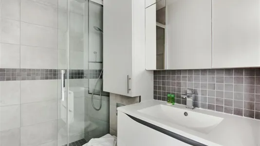 Apartments in Paris 15ème arrondissement - photo 8