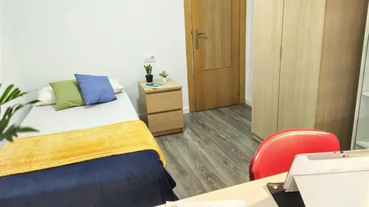 Rooms in Burjassot - photo 9