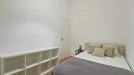 Room for rent, Lisbon (region), <span class="blurred street" onclick="ProcessAdRequest(10810926)"><span class="hint">See streetname</span>[xxxxxxxxxxxxx]</span>
